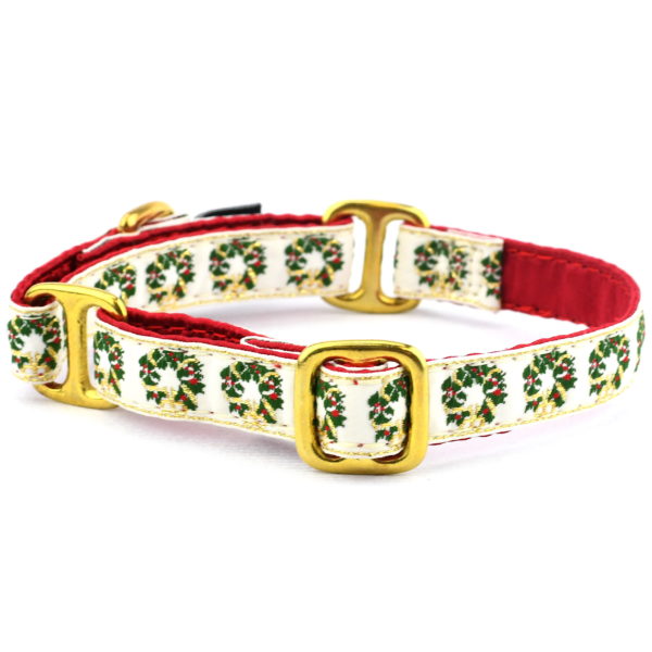 Wreaths Limited Dog Collar 5/8″ by 2 Hounds Design, sold through Sniff and Shift