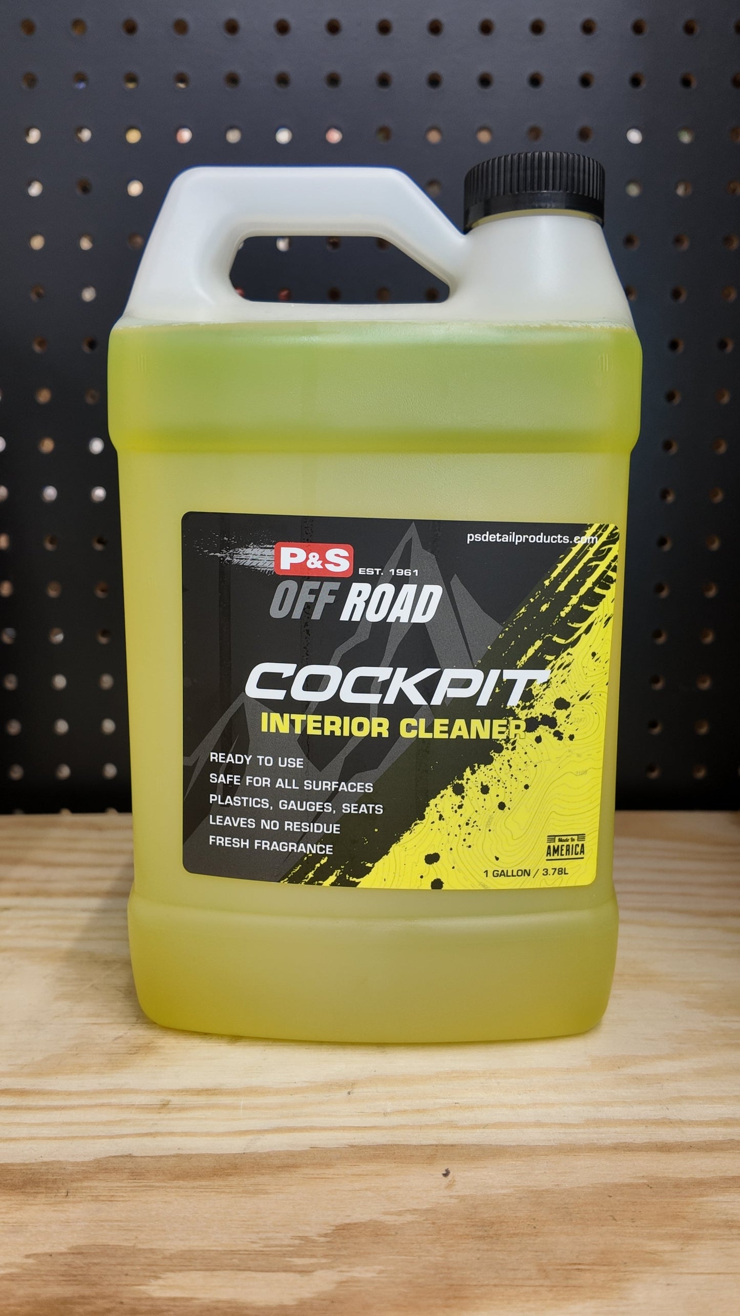 P&S Cockpit Interior Cleaner, Gallon