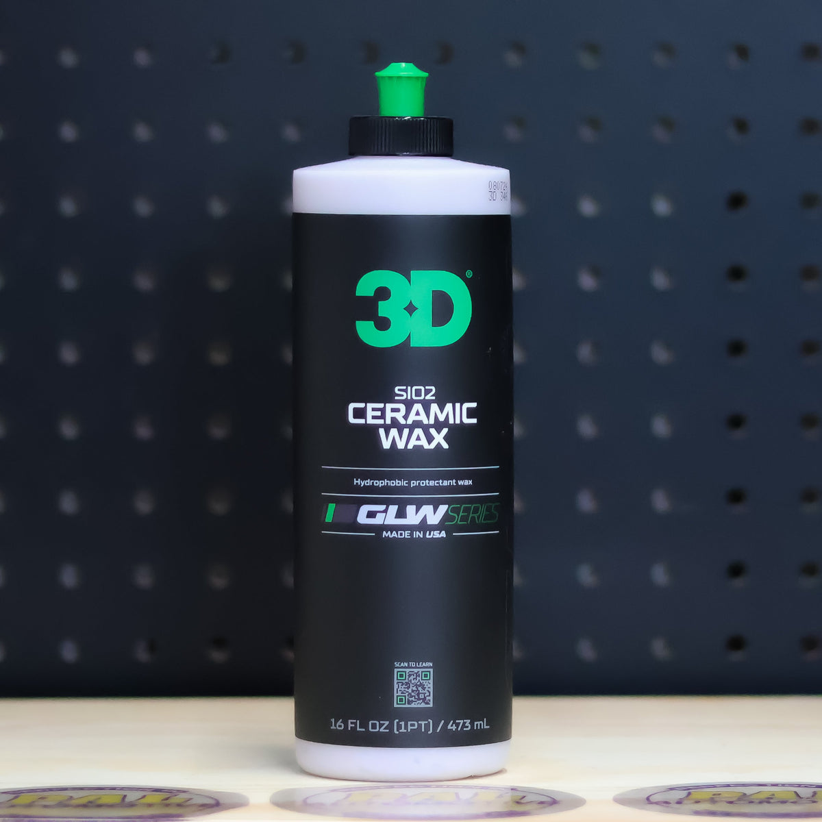 3D GLW SiO2 Ceramic Wax 16 oz black bottle with green flip cap