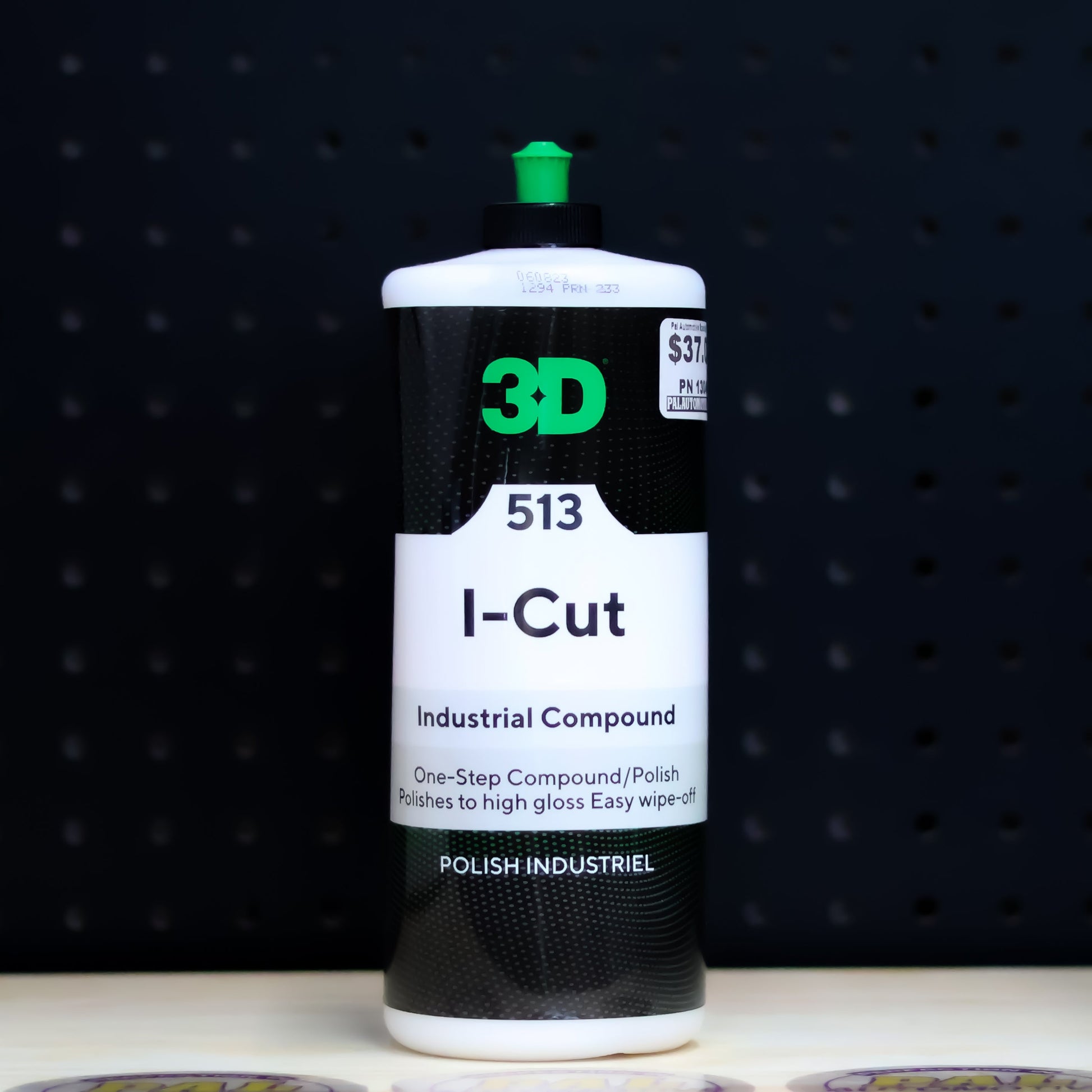 3D I-Cut 513 Industrial Compound quart bottle with a black and white label and green cap