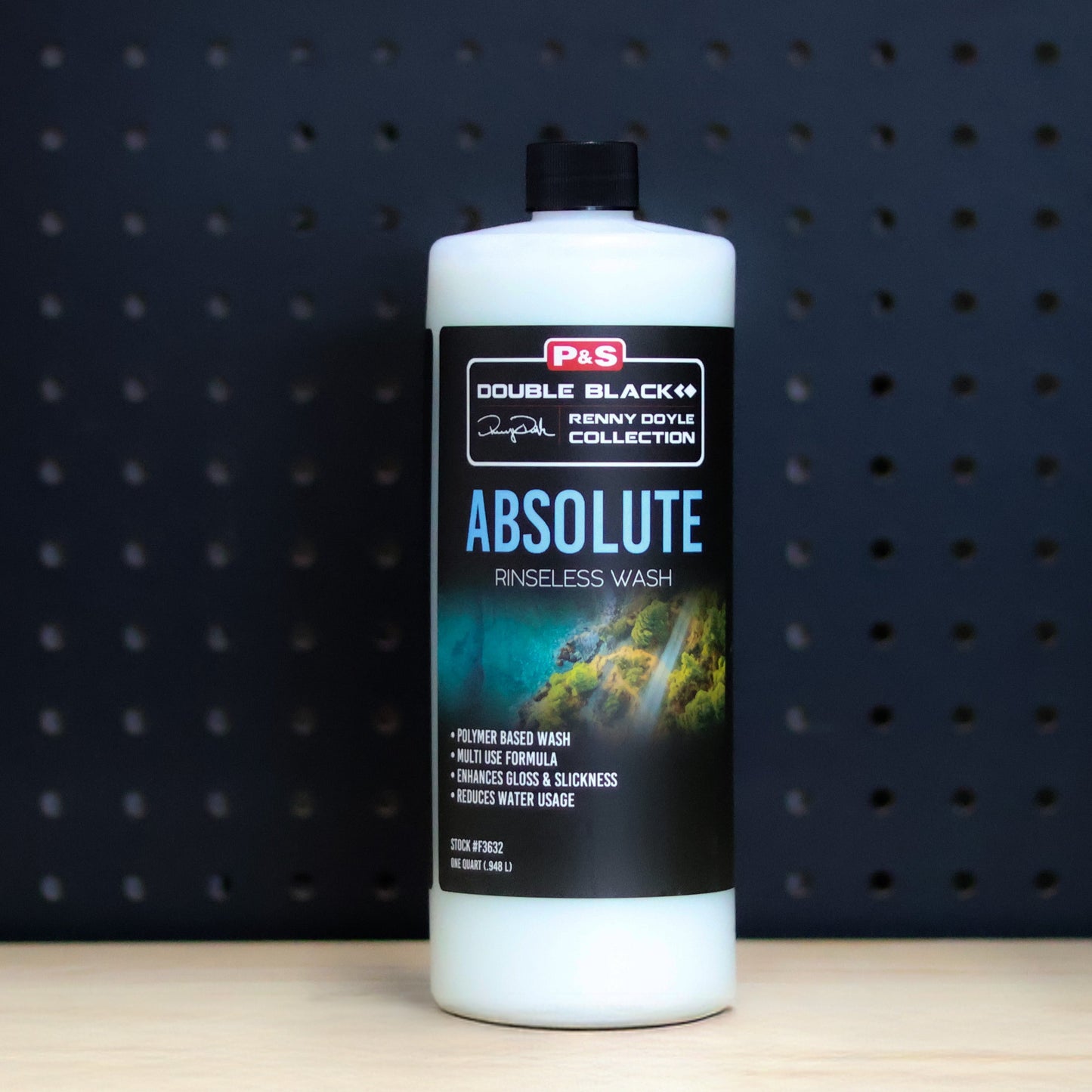 P&S Absolute Rinseless Wash quart bottle, white bottle with a black Double Black label