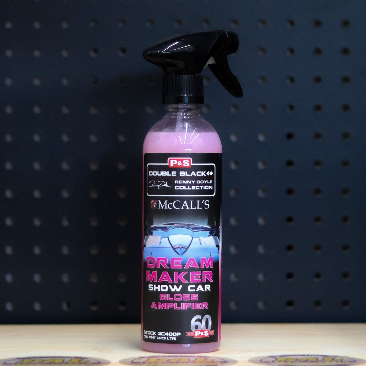 P&S Dream Maker Gloss Amplifier pint spray bottle with pink liquid and a black trigger sprayer