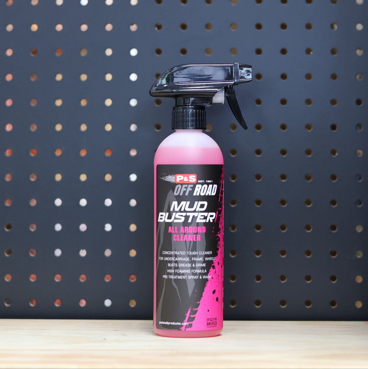 P&S Mud Buster All Around Cleaner pint trigger spray bottle, pink liquid, black and pink Off Road label