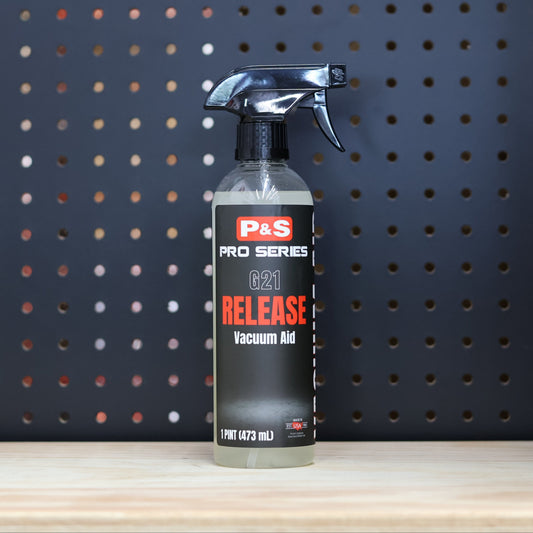 P&S Release Vacuum Aid pint trigger spray bottle, clear liquid, black G21 Pro Series label