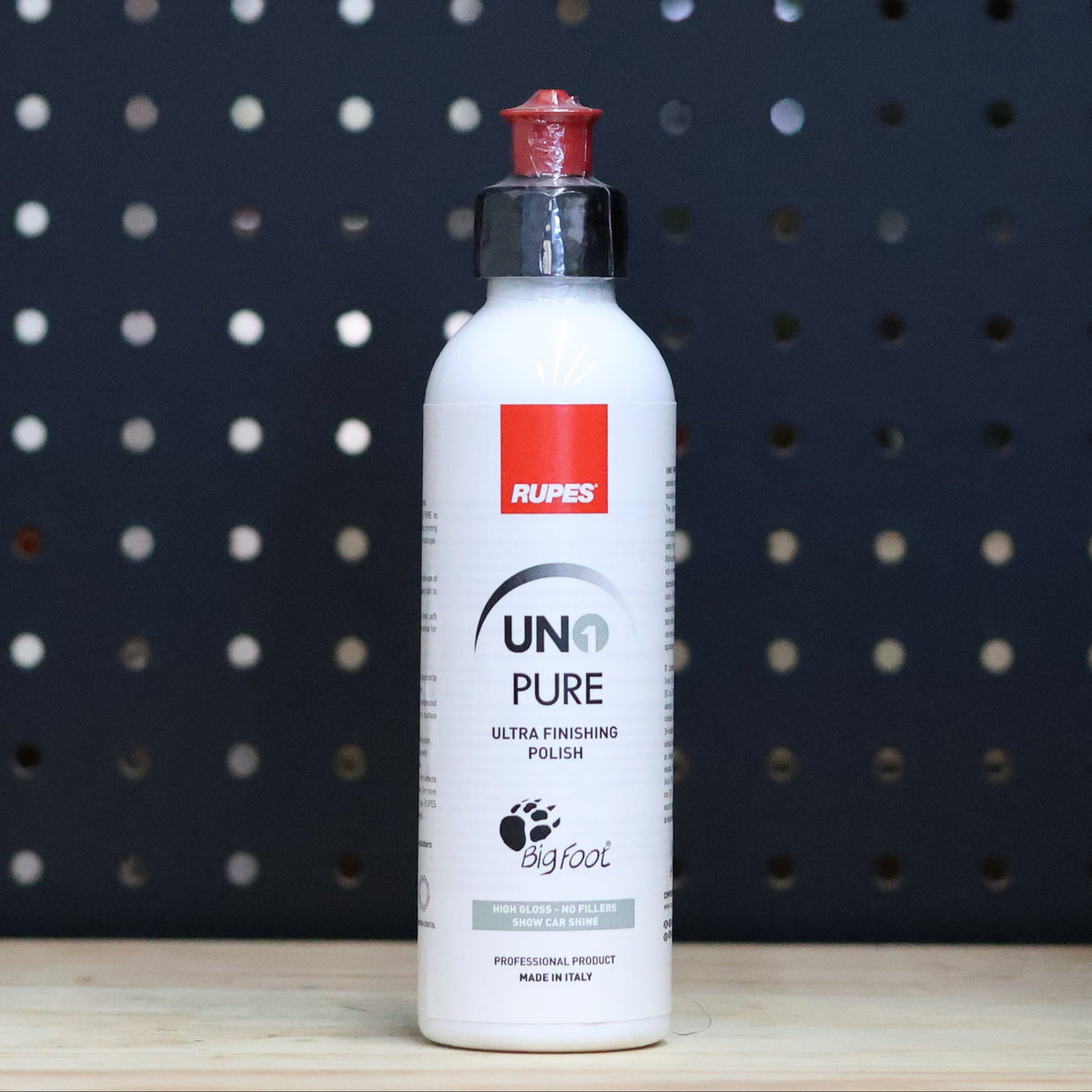 RUPES UNO Pure ultra finishing polish 250 ml white bottle with a red cap and the BigFoot logo
