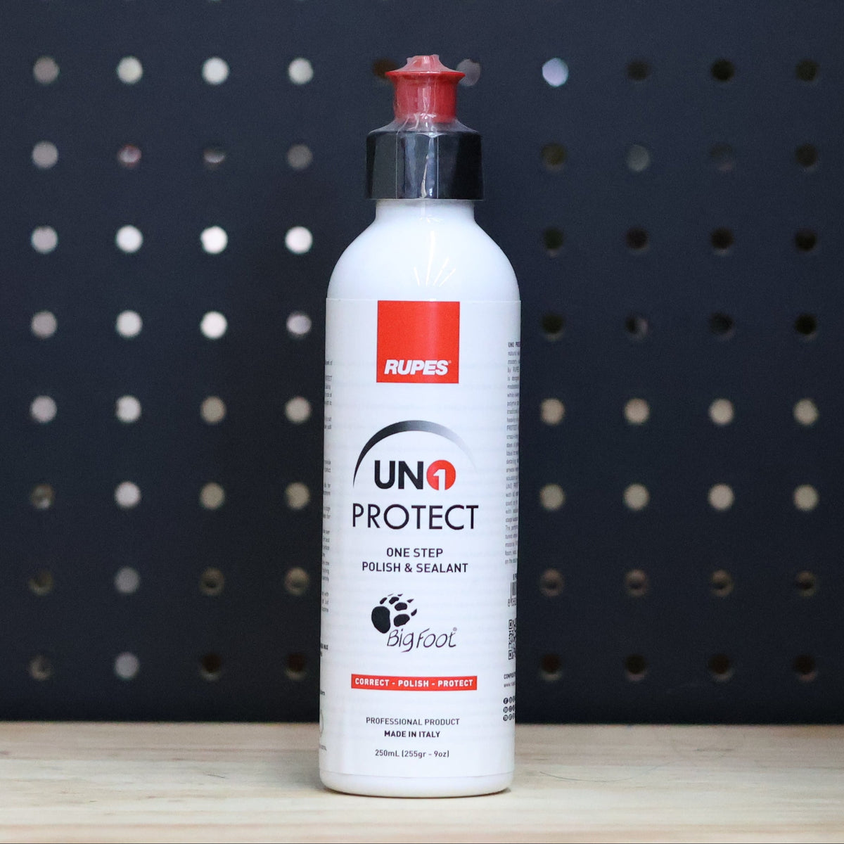 RUPES UNO Protect one step polish and sealant 250 ml white bottle with a red cap