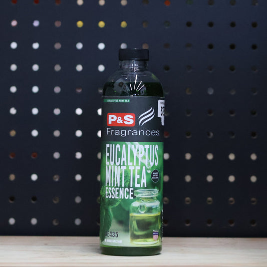 P&S Eucalyptus Mint Tea Essence pint bottle of green liquid with a P&S Fragrances label