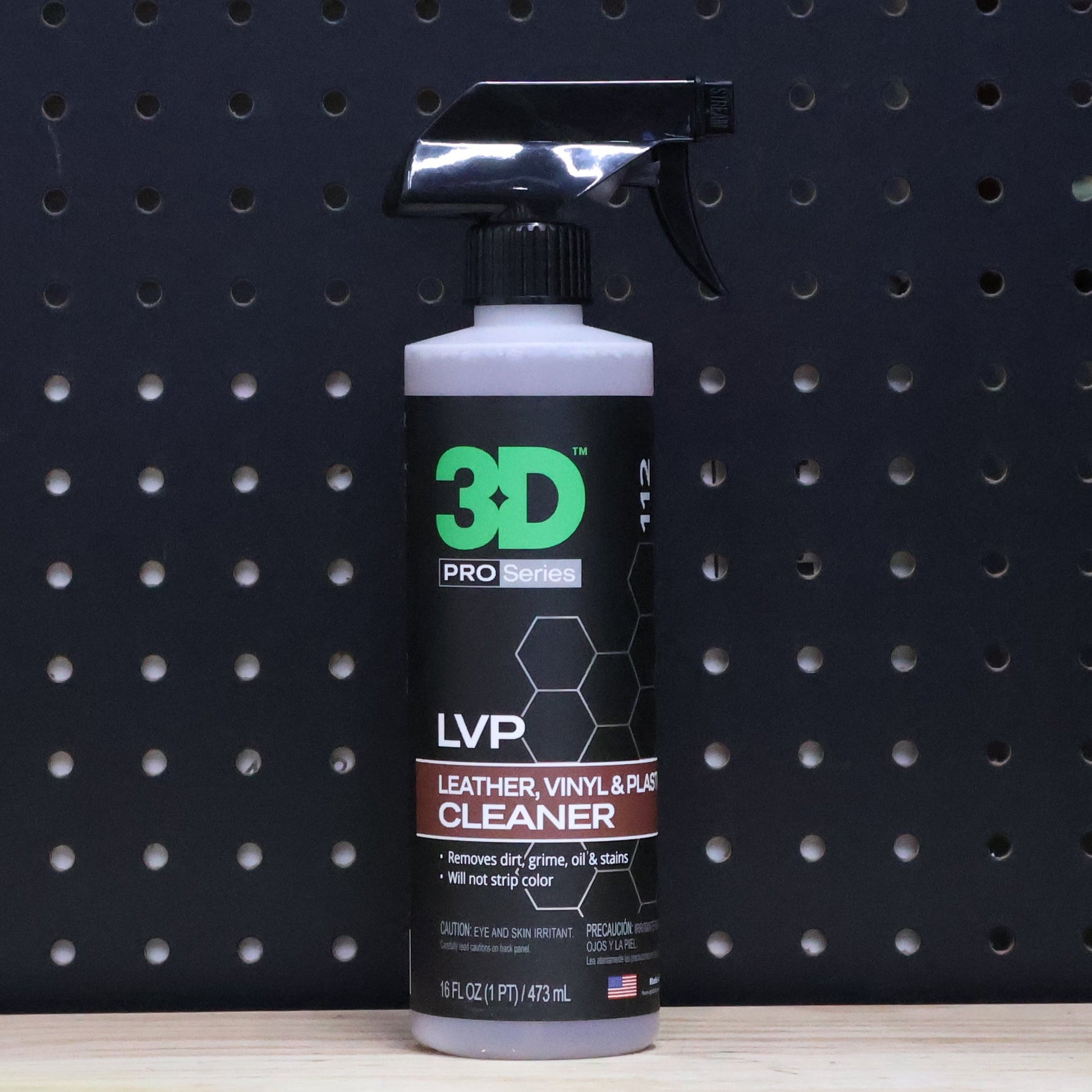 3D LVP leather, vinyl and plastic cleaner pint spray bottle with a black trigger and black label